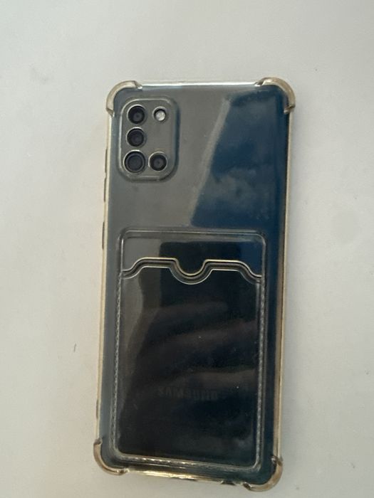 Продам телефон Samsung A31 срочно