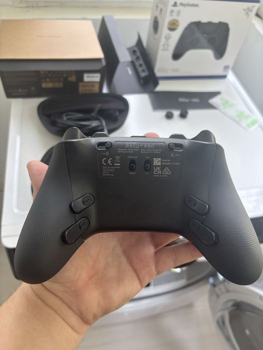 Razer Raiju v3 pro controller ps5 / pc