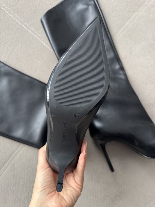 Ботуши на тънък ток