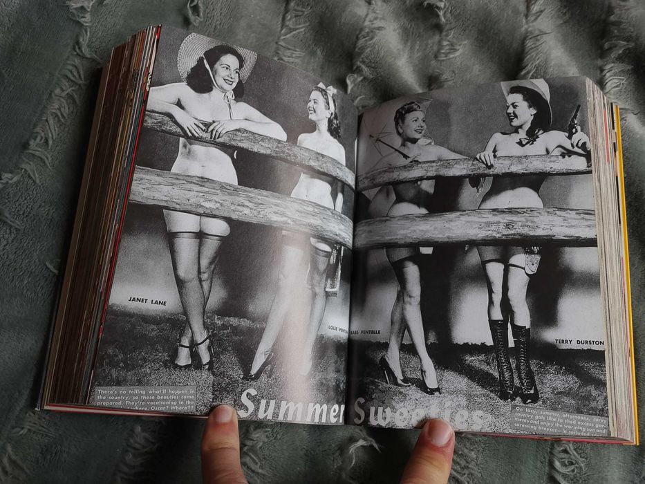 Книга еротична 1000 Pin-up Girls