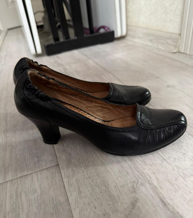 Женские туфли ..