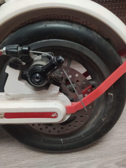 Продам Электросамокат Xiaomi