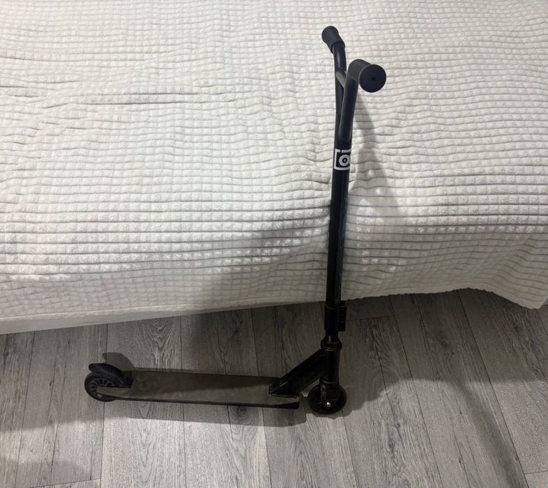 Продам самокат трюковой