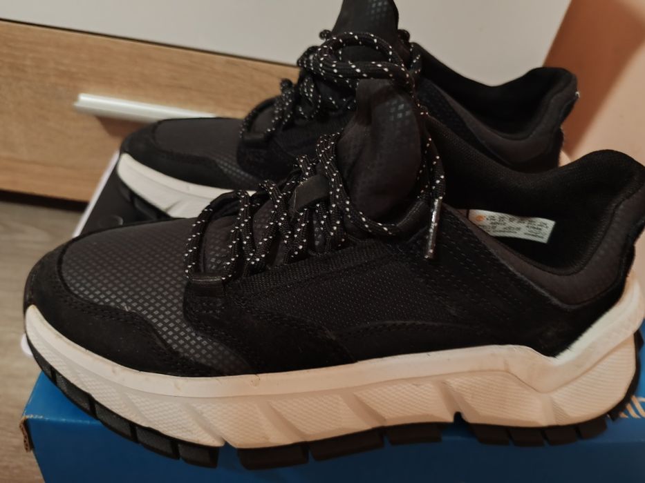 Timberland са маратонки в черно и