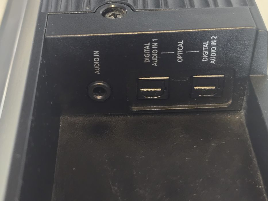 Саундбар/Високочестотна тонколона за домашно кино Samsung HW-C450