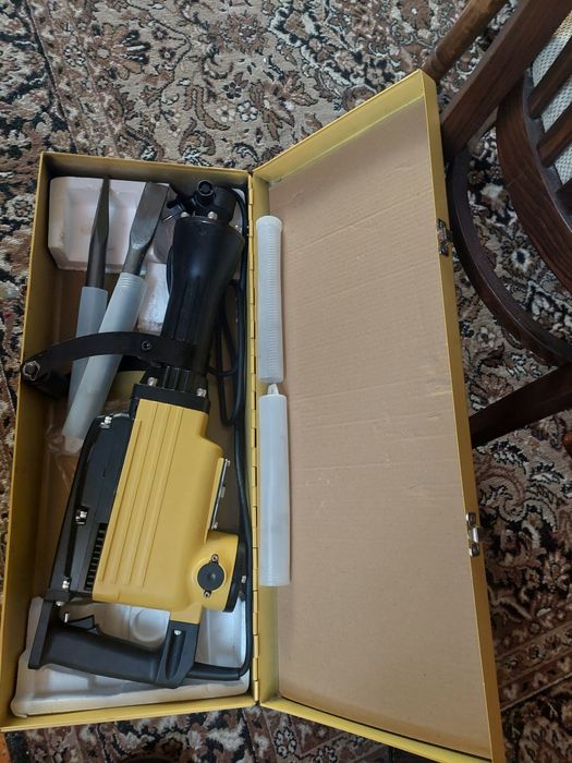 Къртач за бетон -немски