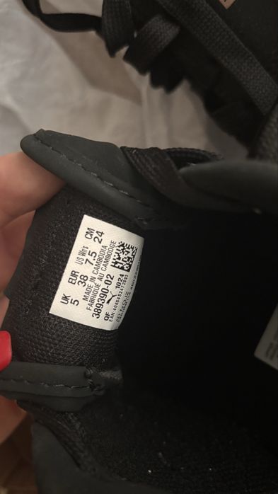 Дамски спортни обувки puma