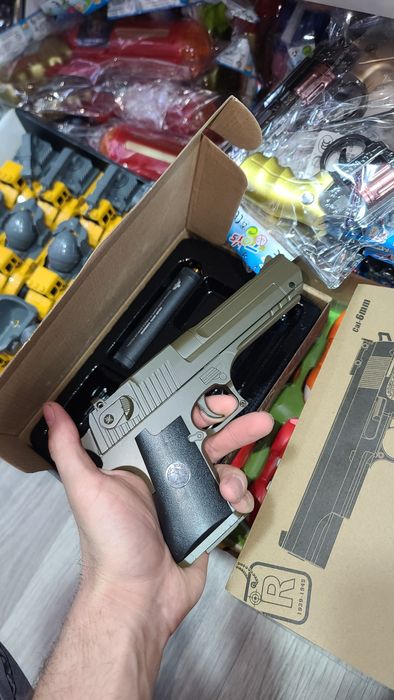 Игрушка металичиские пистолет