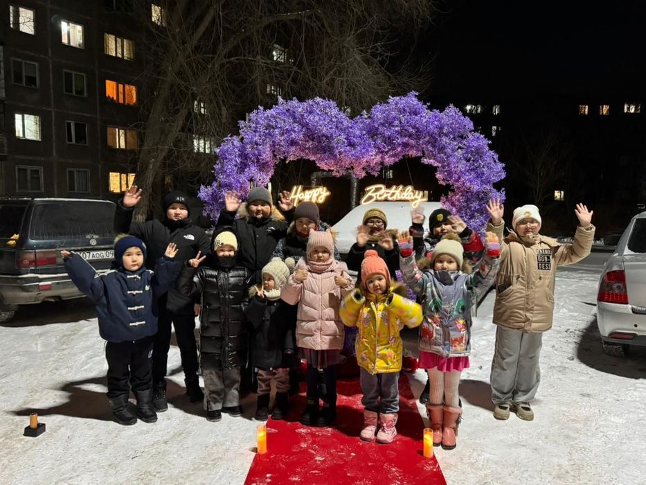 Туған күн арендаға жүрек декор