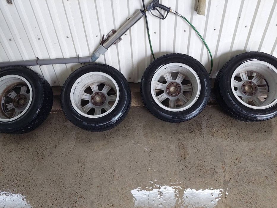 Vând jante cu tot cu, cauciucuri audi a4 b8 prindere 5x 112