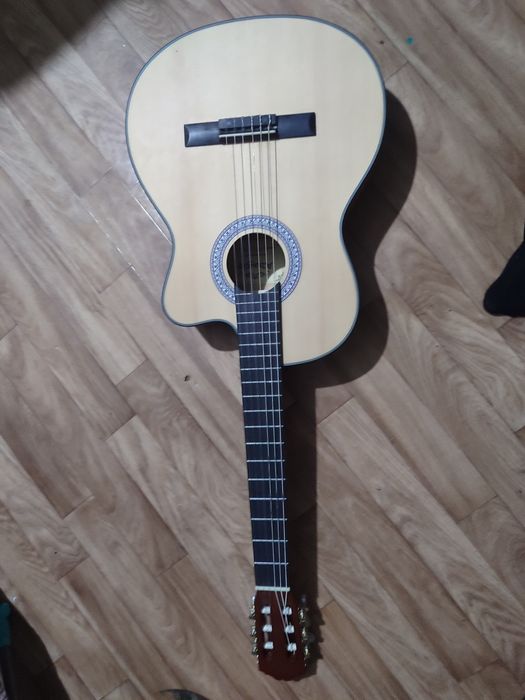 Классическая гитара adagio