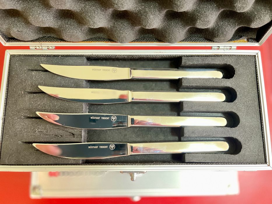 WÜSTHOF Steak Knives set of 12 pieces in 3 boxes