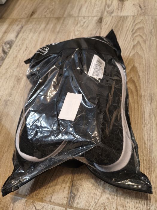 Adidași bărbați pentru alergare – negru/alb – mărimea 44 EU – noi