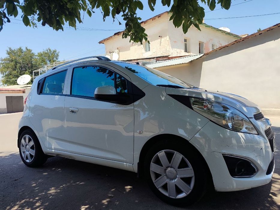 Spark sotiladi 100% toza