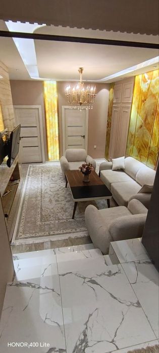 Чиланзар-2 квартал, продается квартира 3/1/4 с евроремонтом. TL