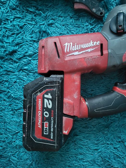 Перфоратор-къртач Milwaukee-M18