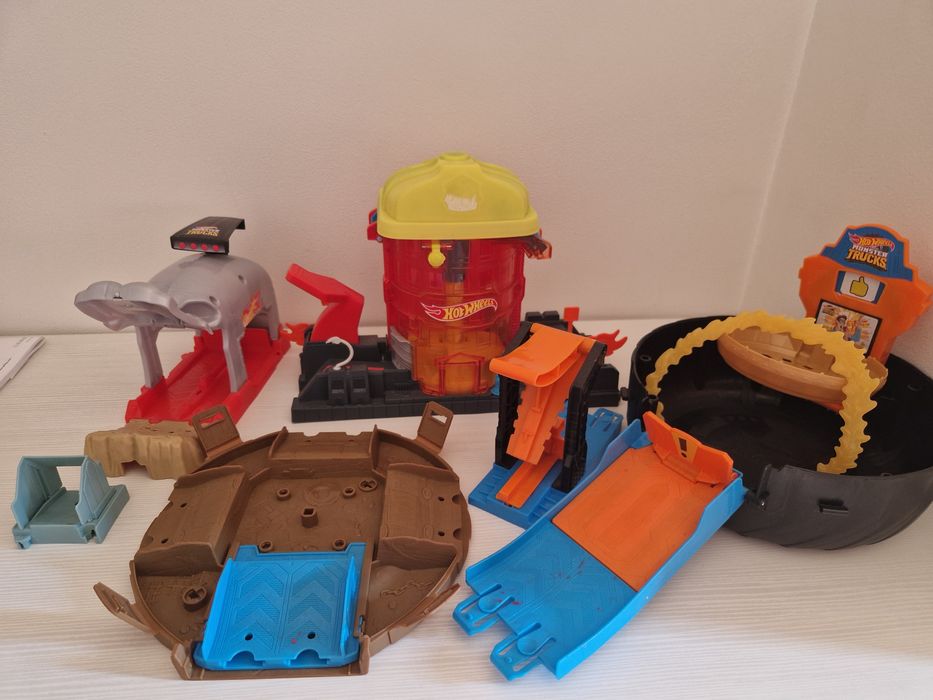 Писти Hot wheels