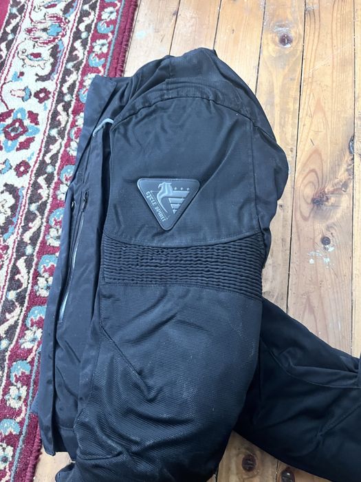 Текстилна мото екипировка