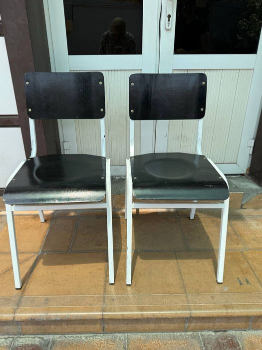 Ikkitalik parta , o'quv markazlari uchun , 9 ta parta va 18 ta stul