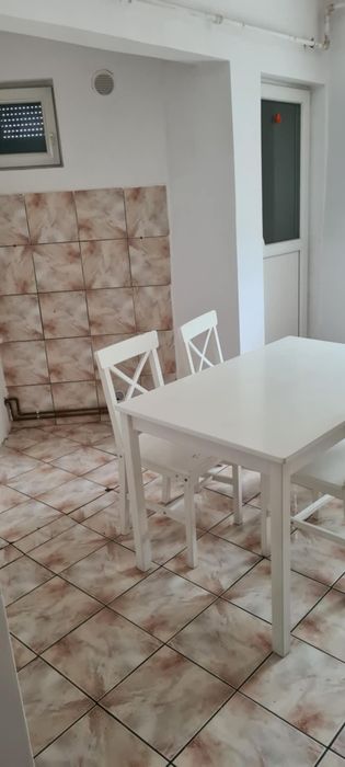 De inchiriat apartament mv1