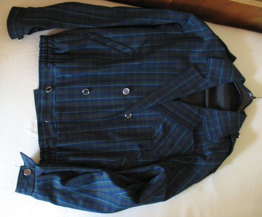 Ново яке с две лица