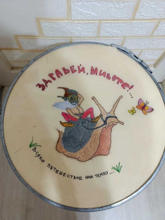 Две помощни масички, цена 40 евро за брой