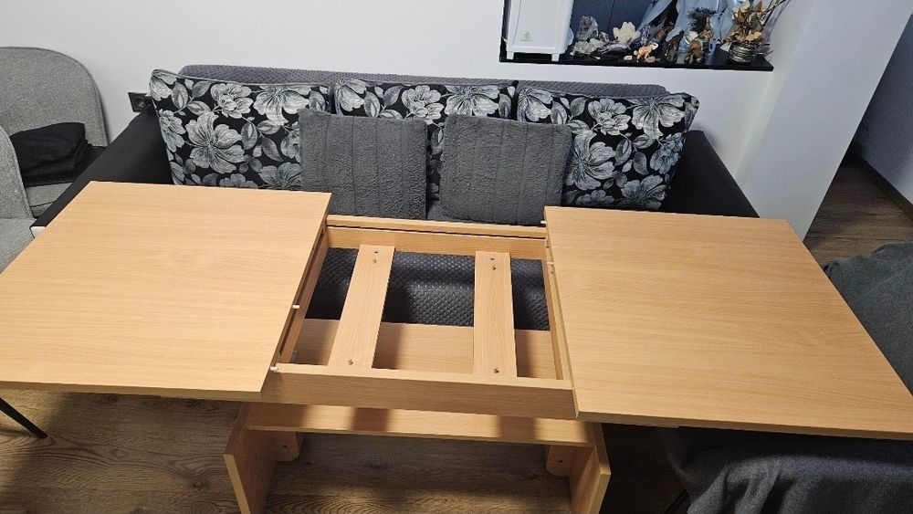 Разтегателна маса