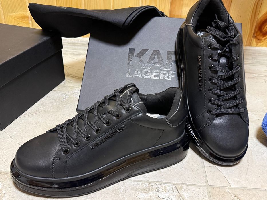 Karl Lagerfeld обувки 44 номер чисто нови не са носени