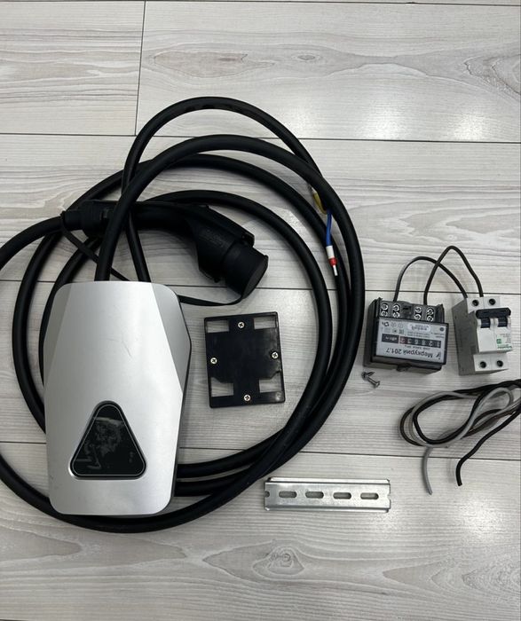 Продам зарядку для электомобиля