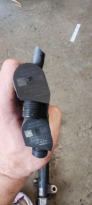 Injector Opel Antara 2.2d 300lei buc