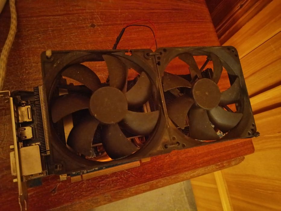 Radeon 7970 3gb 384bit