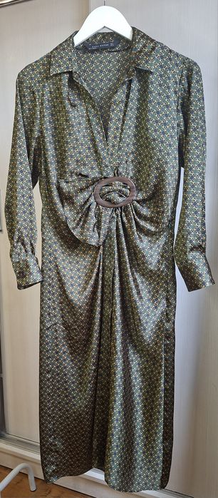 Шёлковое платье от Zara