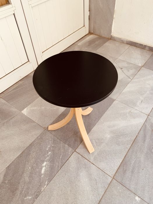 Шведска масичка Икеа