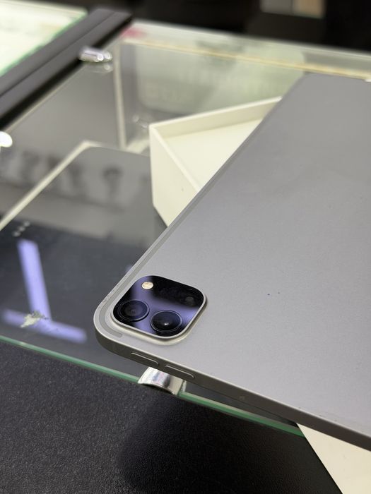 iPad Pro 12.9 M2 128 96%