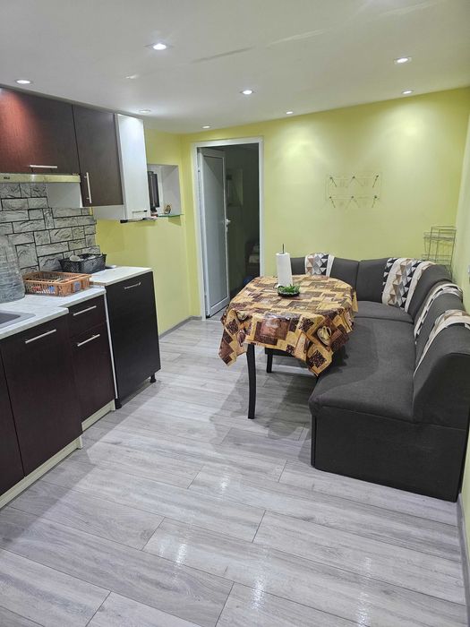 Имот (КъщА) двор