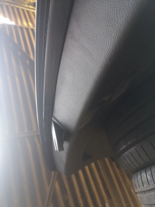 Haion vw golf 5 negru rosu gri argintiu și albastru