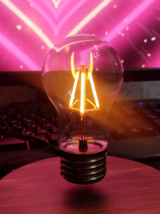 Ночник левитирующий