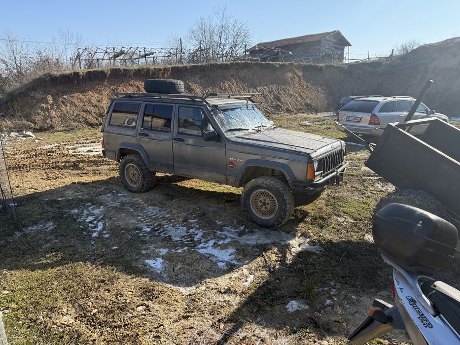 Джип   Чероки  2.1