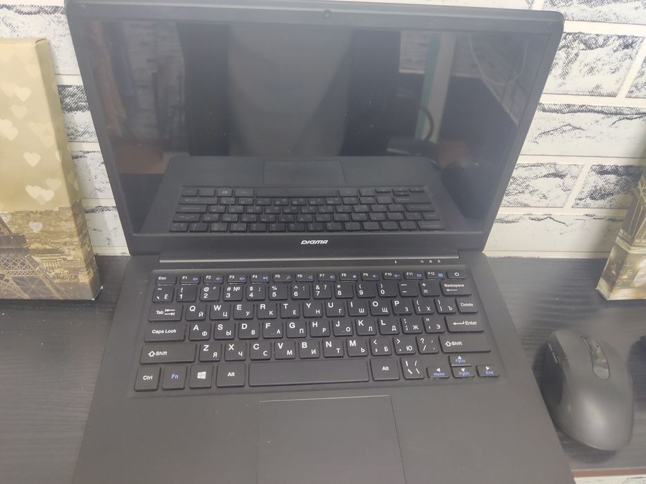 Netbuk DIGMA CITI E400