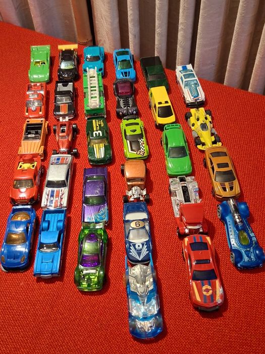 Mașinuțe fier HotWhels