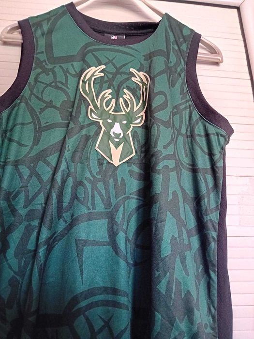 Оригинален фенски потник на Milwaukee Bucks
