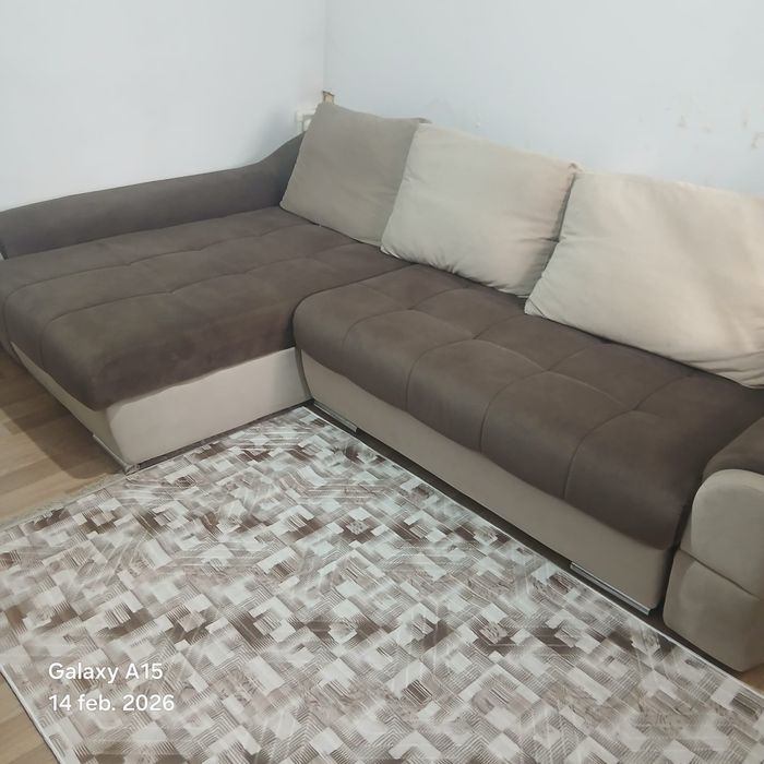 Vand coltar de living stare ca nou