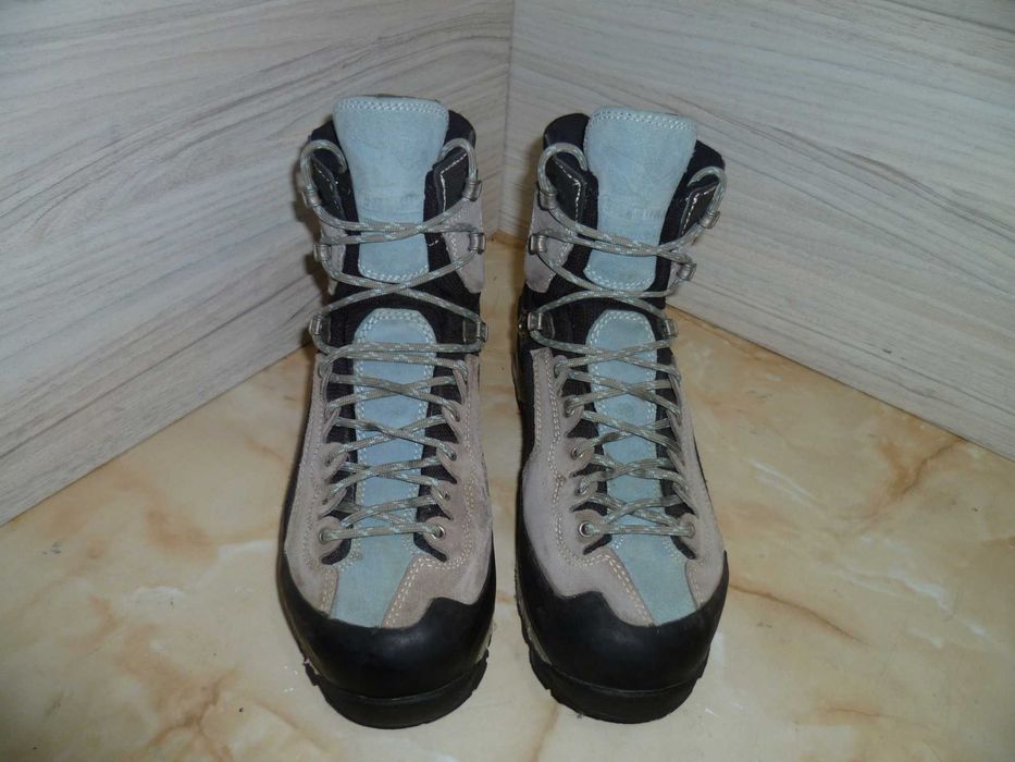 SALEWA Gore-tex №40