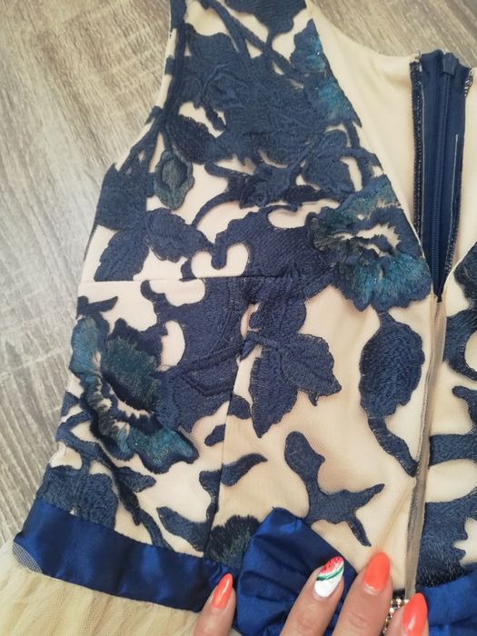 Дамска официална рокля