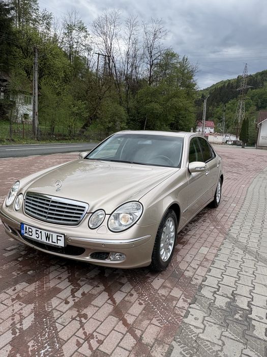 Vând Mercedes E220 CDI Manual W211