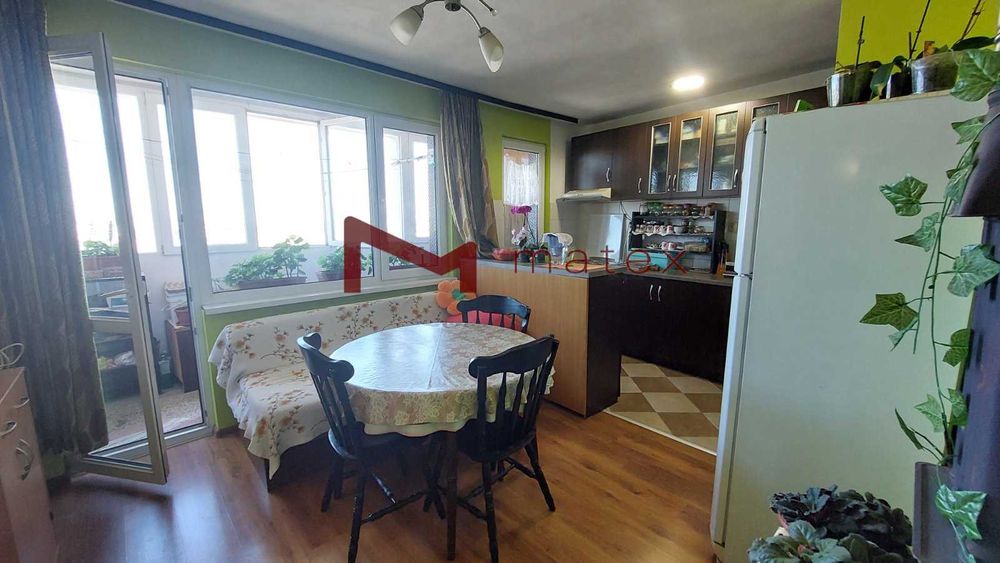 Продава се Четиристаен апартамент в Варна, Спортна зала - 120 кв.м за 1917 €/кв.м - Снимка #3