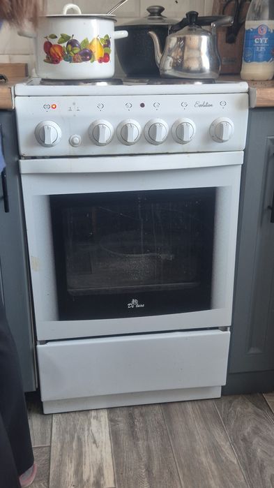 Продам Электроплита