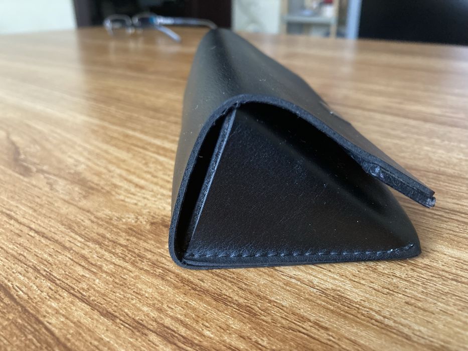 Оригинален кожен калъв за очила Hugo Boss