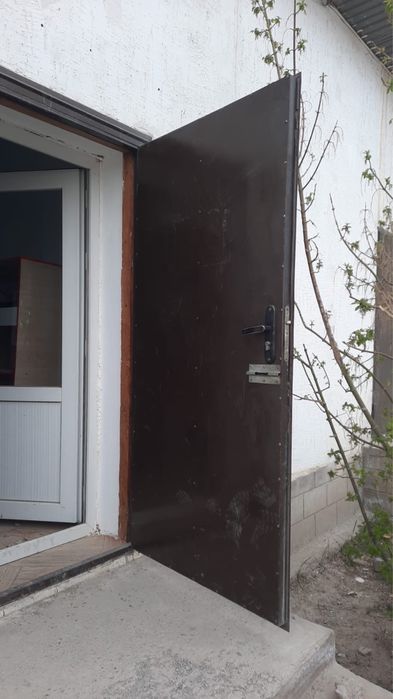 есиктерди сатам темир