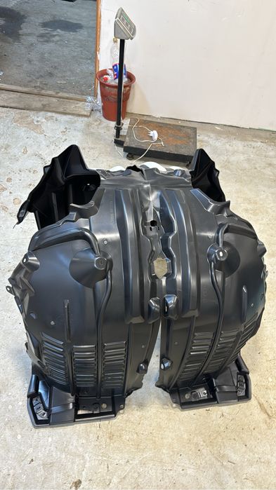 Подкрылок Toyota Highlander